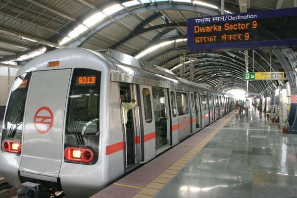 India’s First, Most Expensive Underwater Metro To Be Ready By 2022