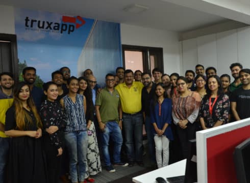 truxapp-logistics app-yebhi-manmohan agarwal