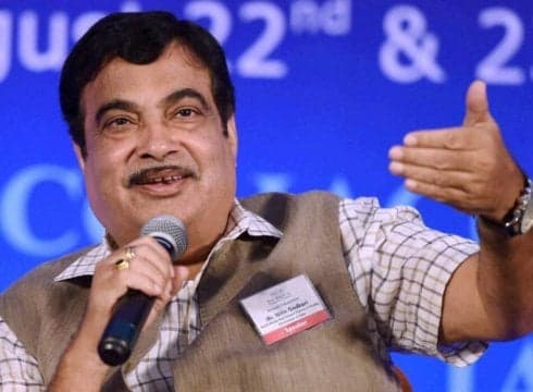 driverless cars-nitin gadkari-electric vehicles