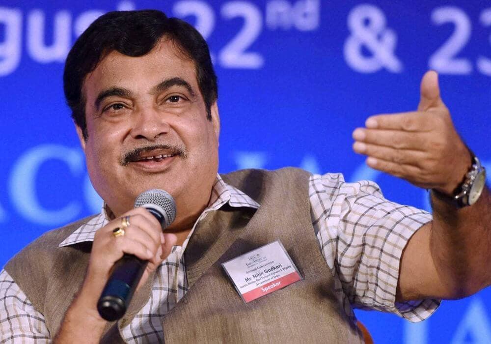 driverless cars-nitin gadkari-electric vehicles