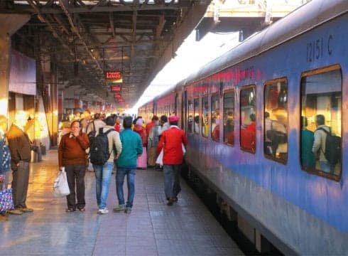 Northern Railways To Keep Cleanliness Check Via WhatsApp