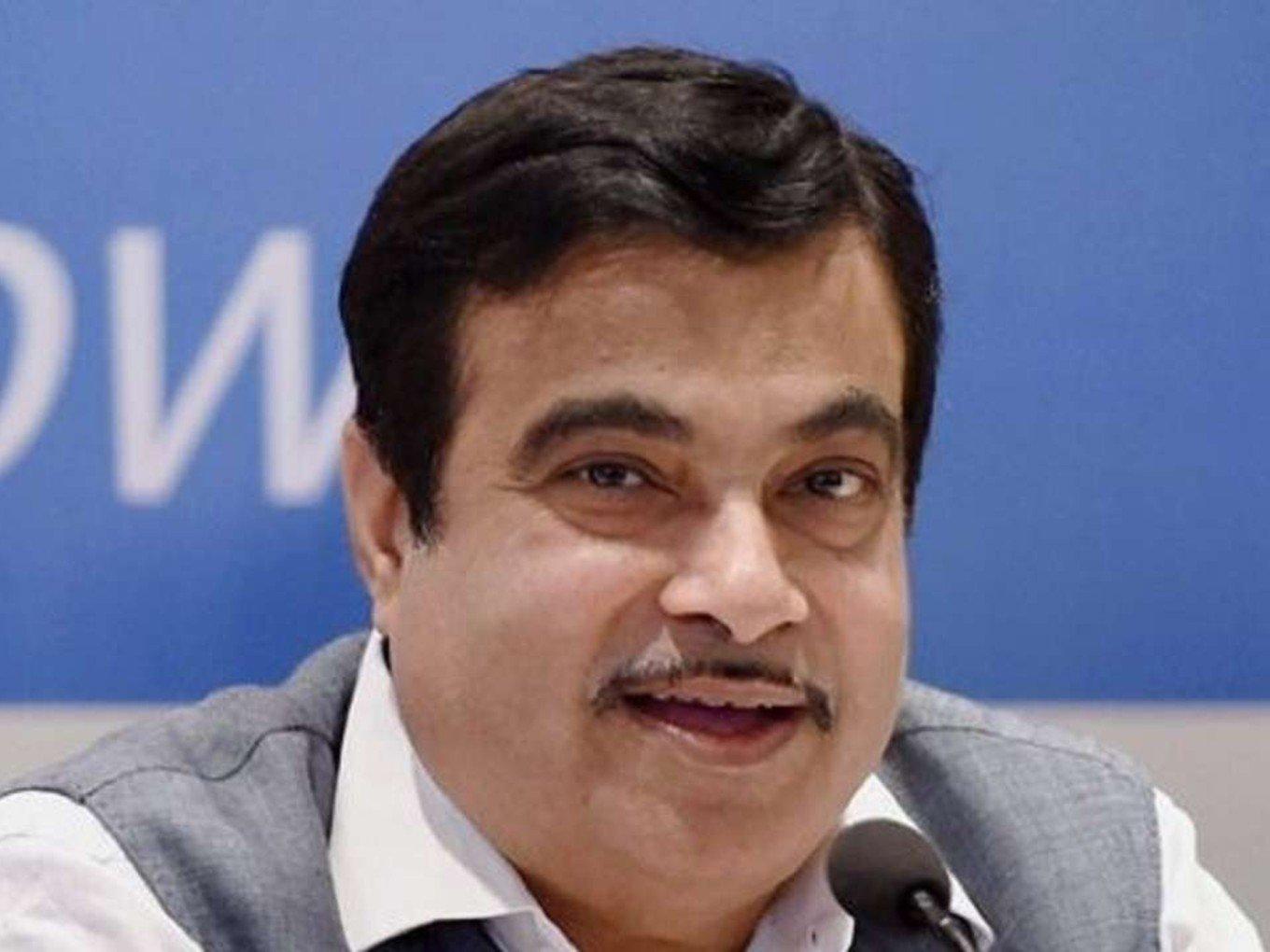 Minister Nitin Gadkari Proposes Amazon And Alibaba Like Platform For Indian MSMEs