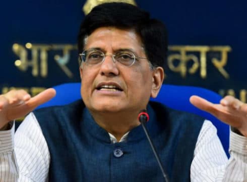 Piyush Goyal Offers To Mediate Amid #LogOut Movement