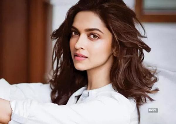 Inc42 Shots | Deepika Padukone Joins The Electric Vehicle Bandwagon