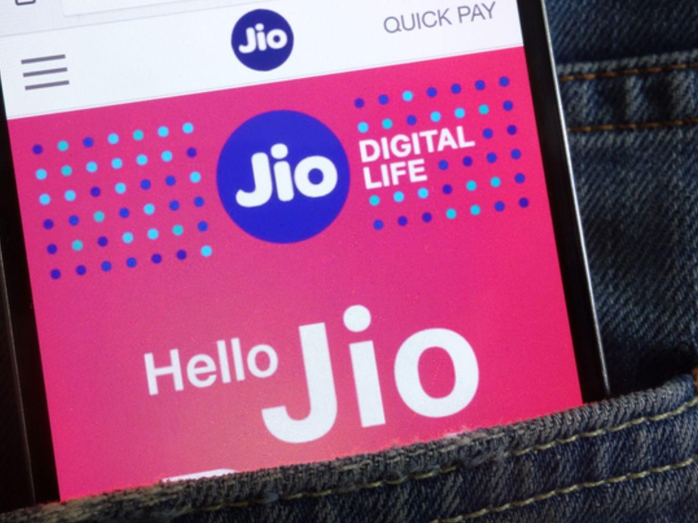 Jio’s Hot Streak Continues In TRAI’s Latest Telecom Report