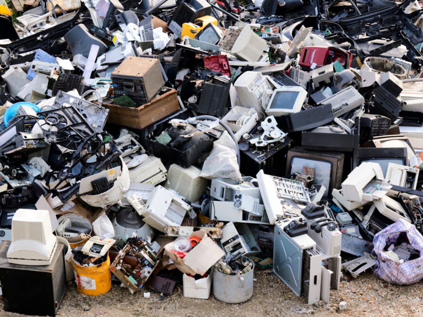 After Air Pollution, Delhi Now Has An Ewaste Management Problem