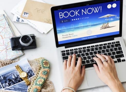 MakeMyTrip Cuts Losses Over One-Third This Quarter