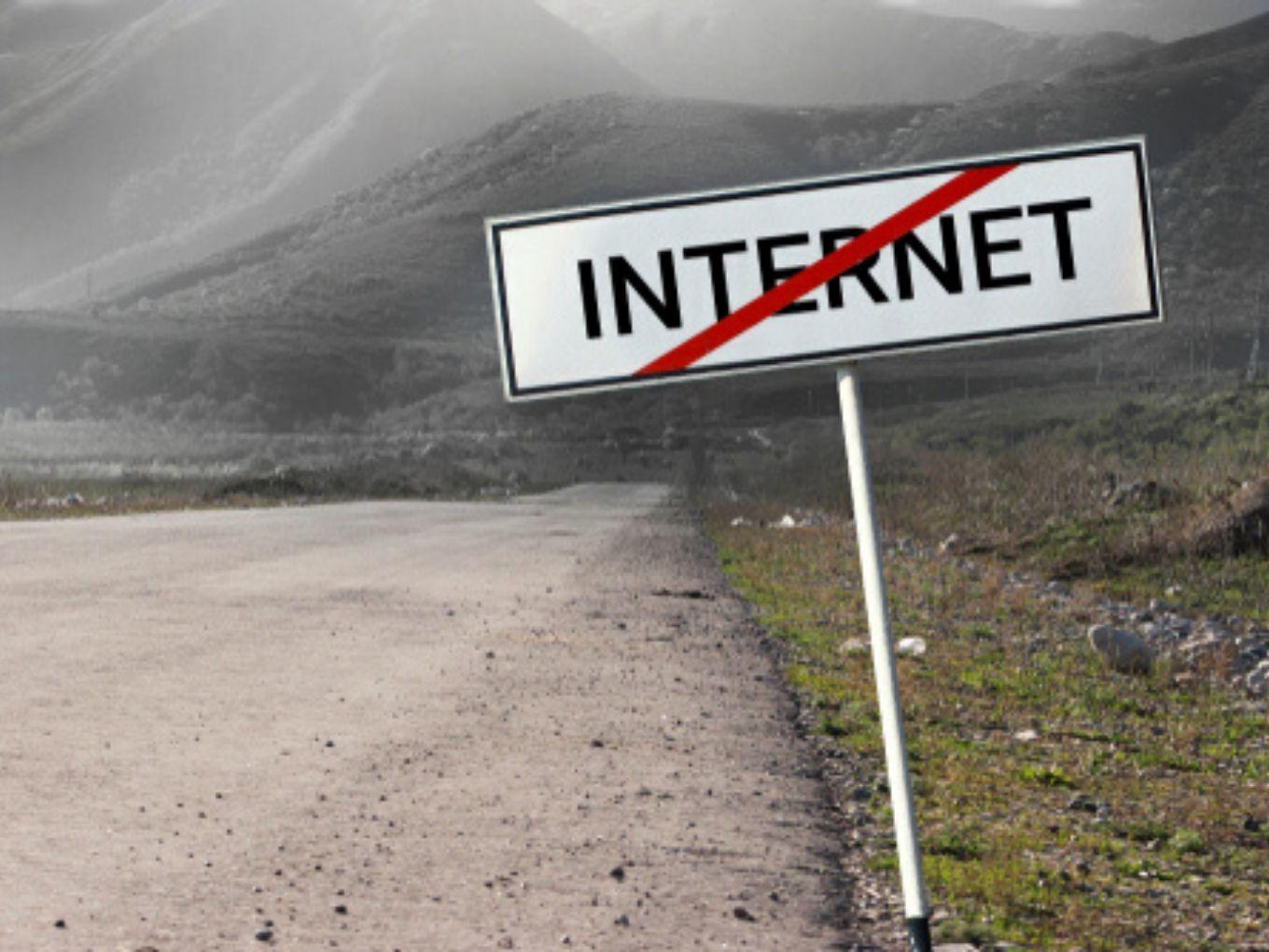 SC Doesn’t Order Internet Restoration Even After Citing it 'Unconstitutional'