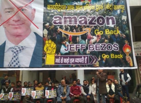 CCI Chief Backs Traders In Tussle With Amazon, Flipkart, As Jeff Bezos Visits India