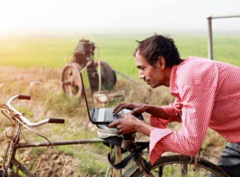 Rural Surge Pushes Internet Usage Mark Over 500 Mn In India: IAMAI