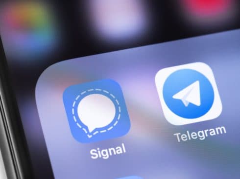 Signal, Telegram Record 4 Mn Downloads In India As WhatsApp Falls