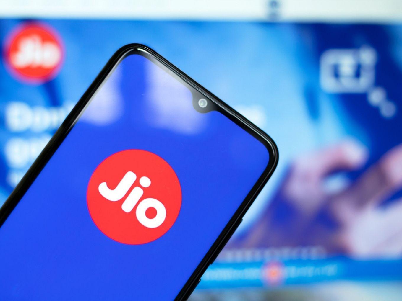 Reliance Jio Reports INR 86,493 Cr Profit; ARPU Falls To INR 138