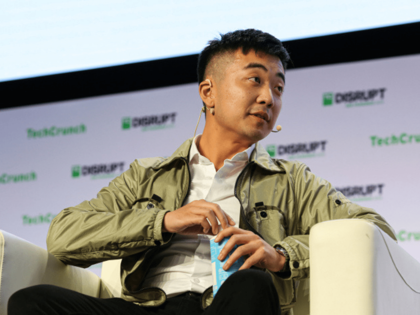 Former cofounder of OnePlus, Carl Pei's new consumer tech brand 'Nothing' partners up with Flipkart to increase its Indian footprint. Click on the link above to read more about the deal and both companies!