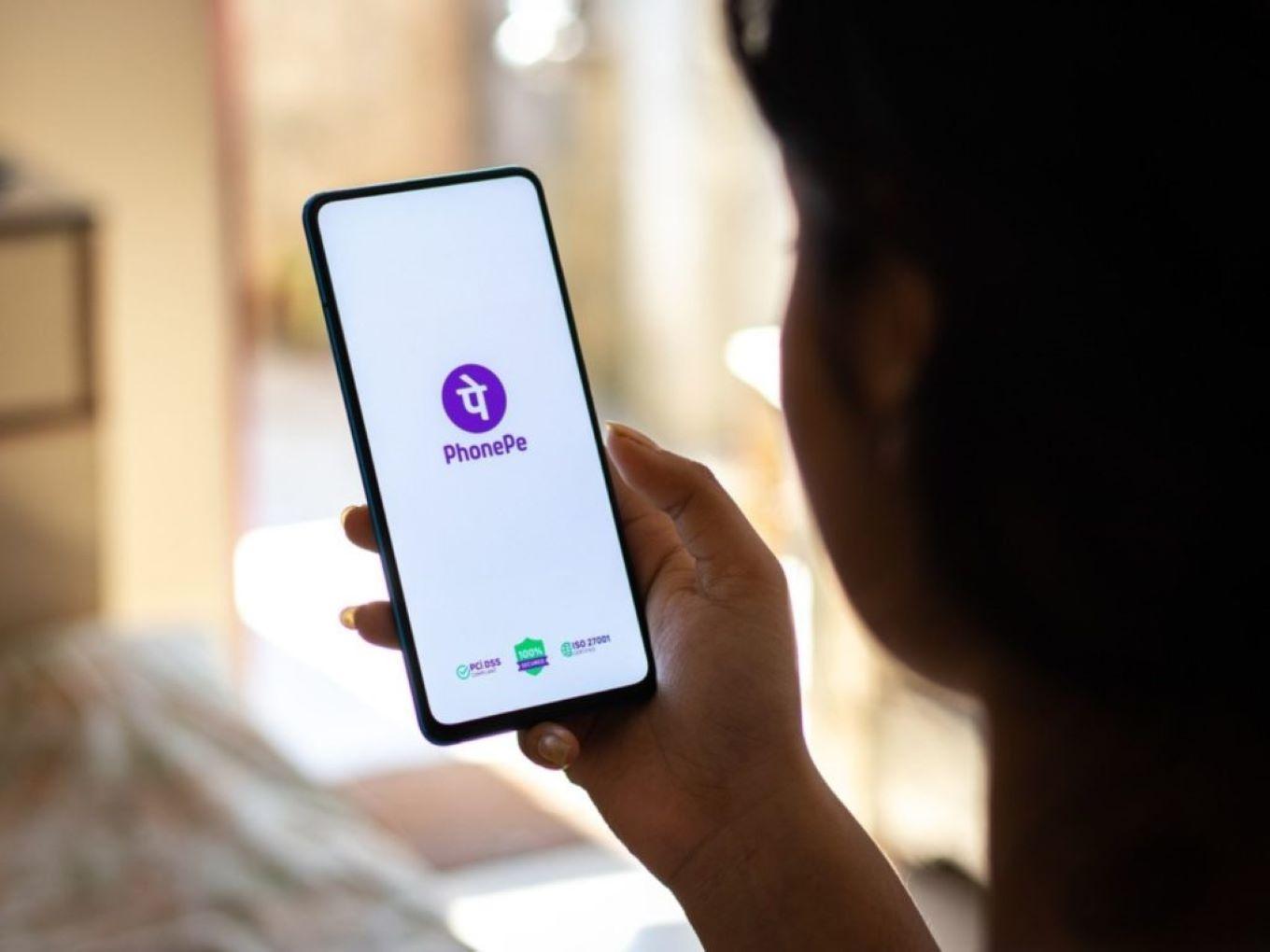 PhonePe Starts Charging On Mobile Recharges As A “Small Scale Experiment”