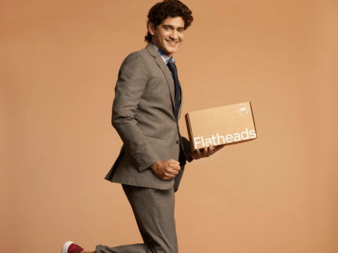 TV Actor & Cricket Presenter Gaurav Kapur Invests In D2C Startup Flatheads