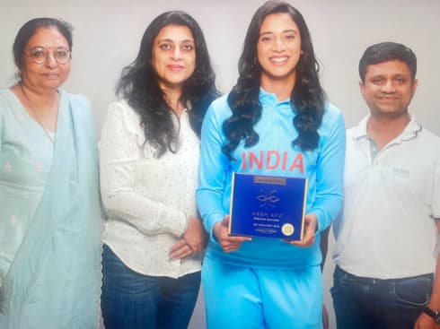 Indian Cricketer Smriti Mandhana Backs D2C Startup Neem Ayu