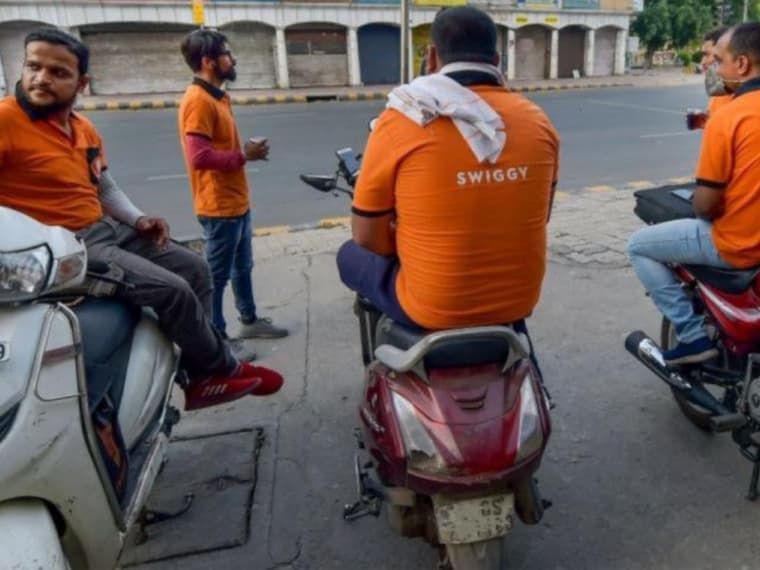 Swiggy Delivery Executives In Bengaluru Could Go On A Bigger Strike If Issues Not Addressed