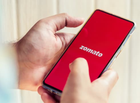 Zomato Reappoints Info Edge’s Sanjeev Bikhchandani As Its Non-Executive Director