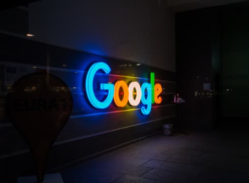 Delhi HC Directs CCI To Probe Startups’ Complaints On Google’s New Billing System By Apr 26