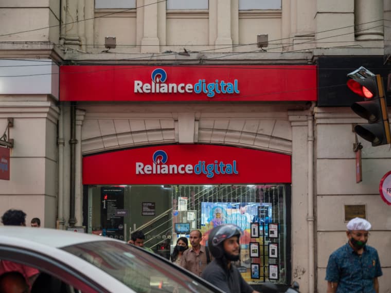 KKR To Invest INR 2,069 Cr In Reliance’s Retail & Digital Commerce Subsidiary