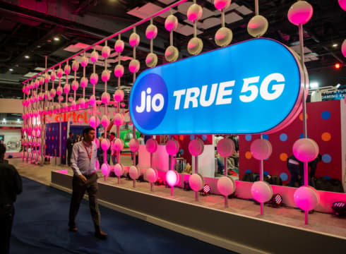 Jio Platforms’ Q2 Profit Jumps 12% To INR 5,297 Cr, ARPU At INR 181.7