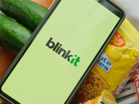 New,Delhi,,India,March,2022:,Blinkit,Grocery,Delivery,Application,On