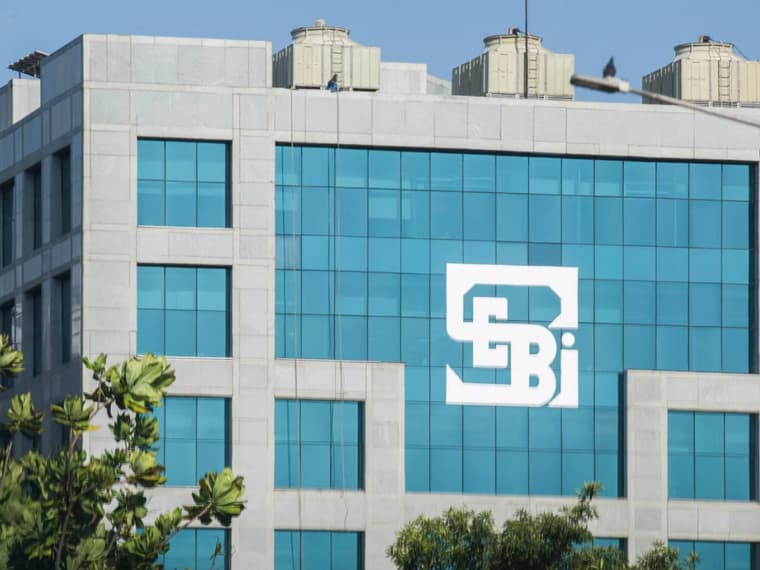 SEBI Bars Cos From Associating With Unregistered Finfluencers