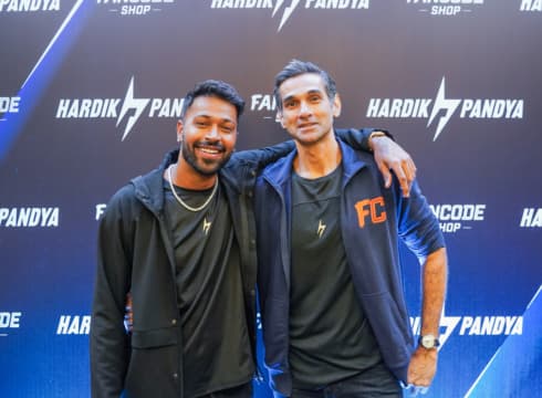 Cricketer Hardik Pandya has inked a deal with FanCode’s online merchandise and licensing arm FanCode Shop to roll out his own personalised sportswear brand.