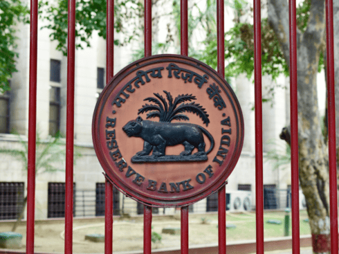 RBI Expects UPI Transactions To Soon Hit 1 Bn