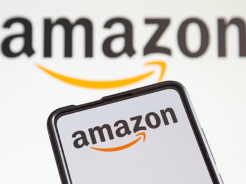 Amazon's Mahakumbh Kiosk To Offer Order Pickup, Returns