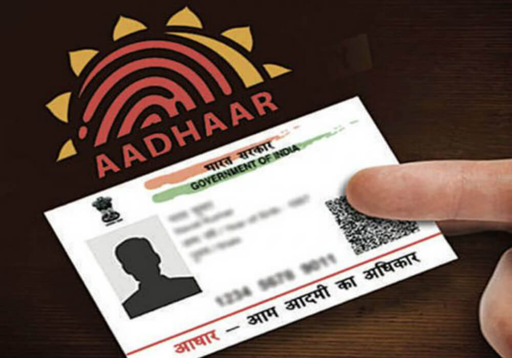 Linking Aadhaar With SIM Cards Might Soon Become A Licensing Condition