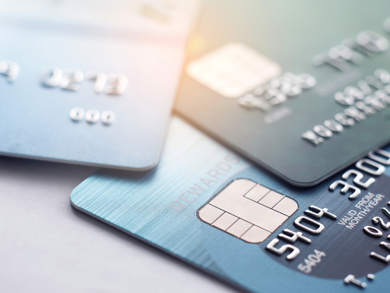 Banks Float Credit Card Cashbacks With Successful Startups As Cobrands