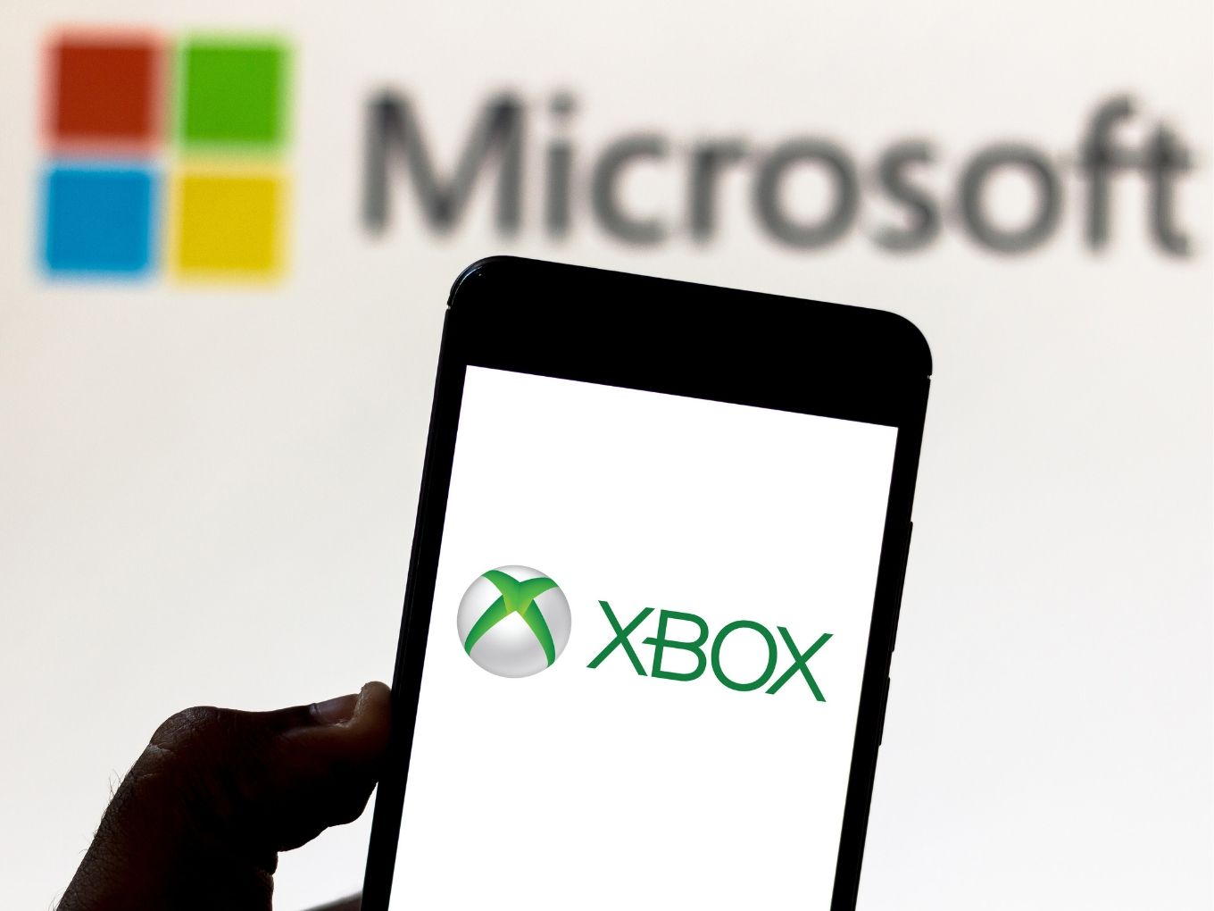 Are Your Conversations Really Private? Microsoft Accused Of Recording Audio From Xbox Users