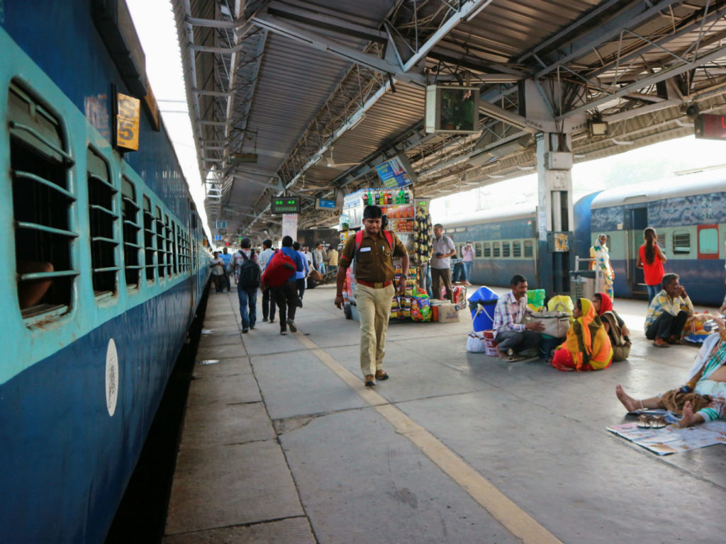 Indian Railways Now Enables QR-Code Based Ticket Booking
