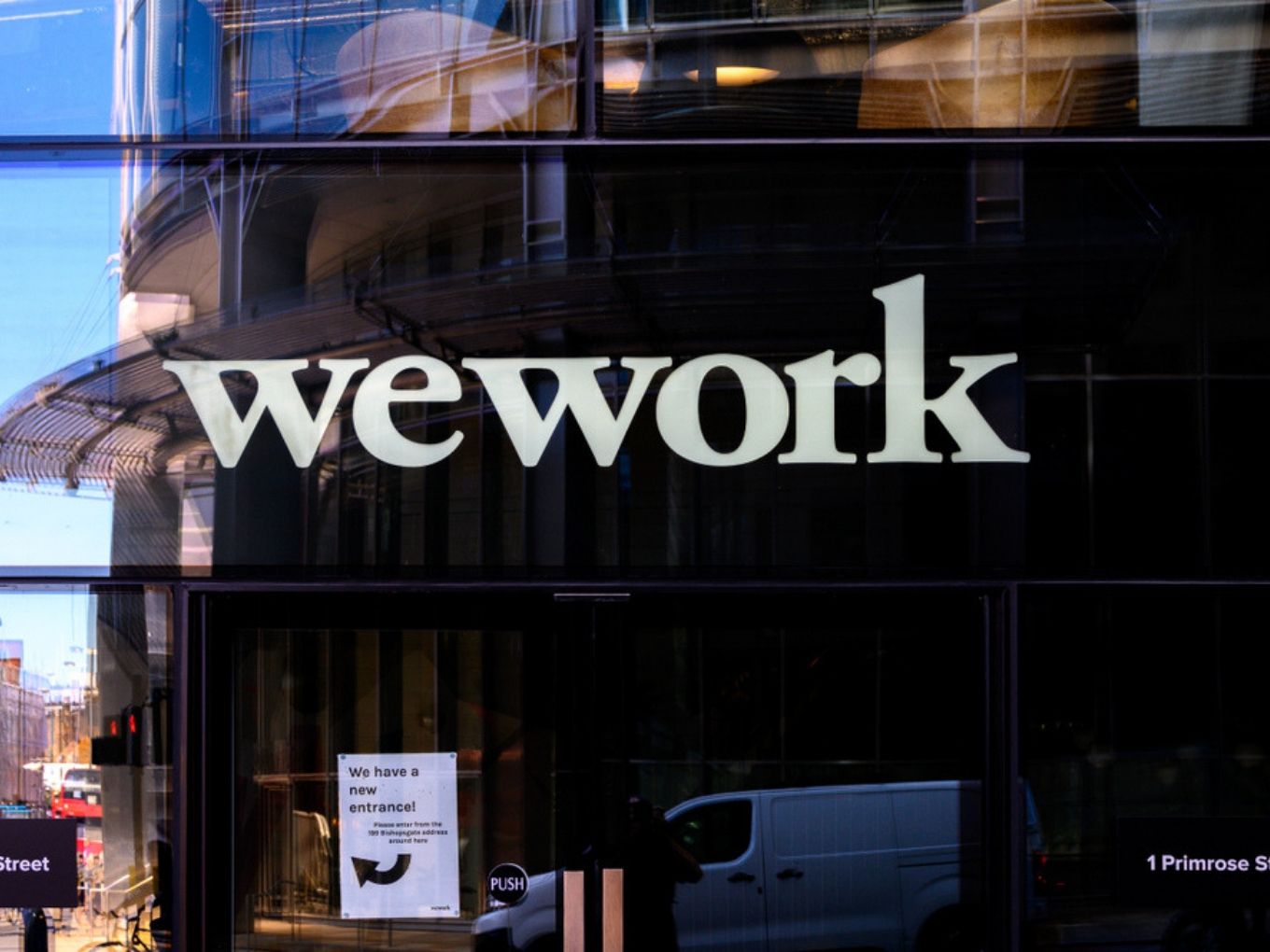 How SoftBank Is Trying To Rescue WeWork From The Capital Crunch?