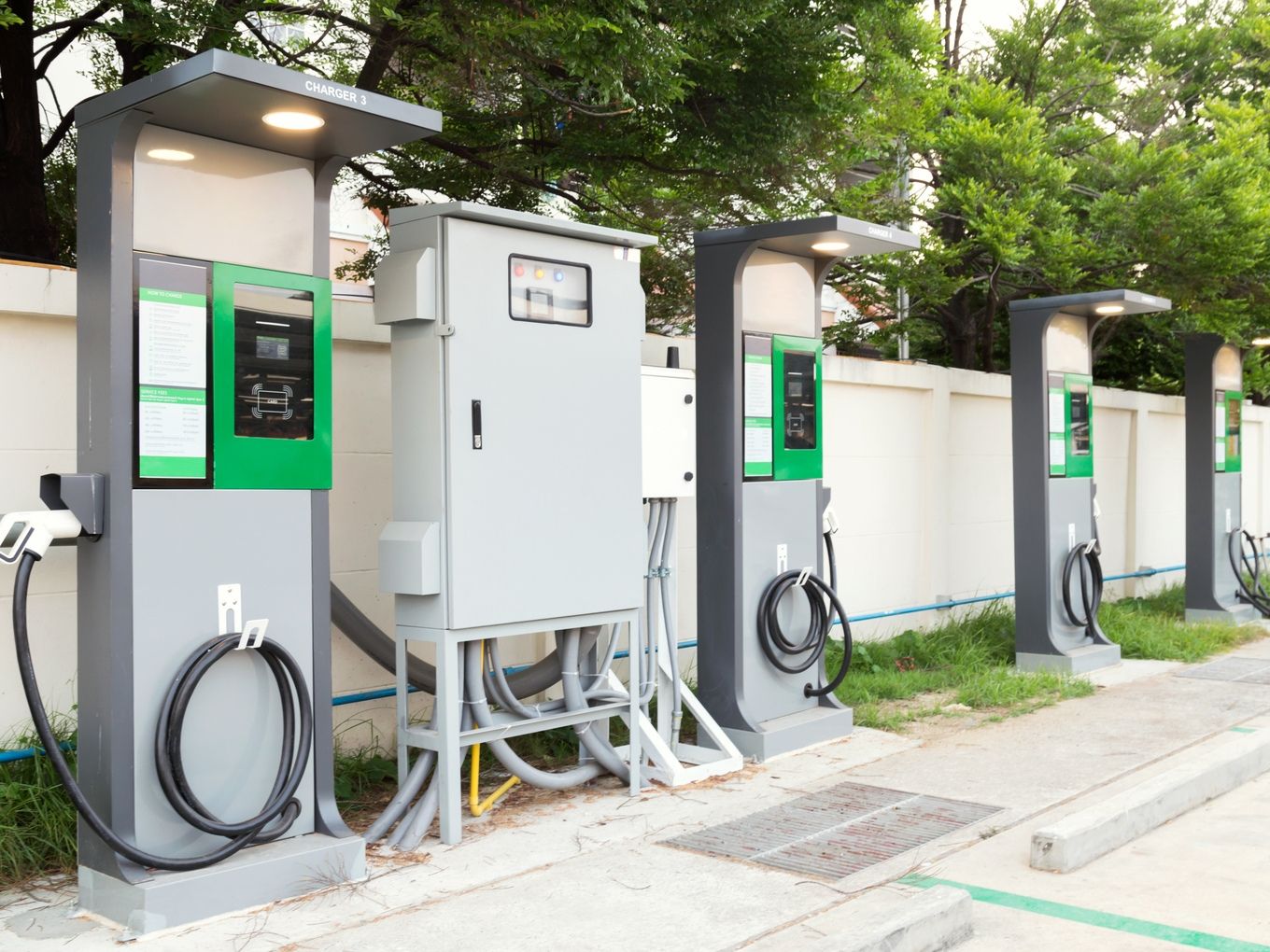Andhra Pradesh Govt Allows EV Charging Stations Without License