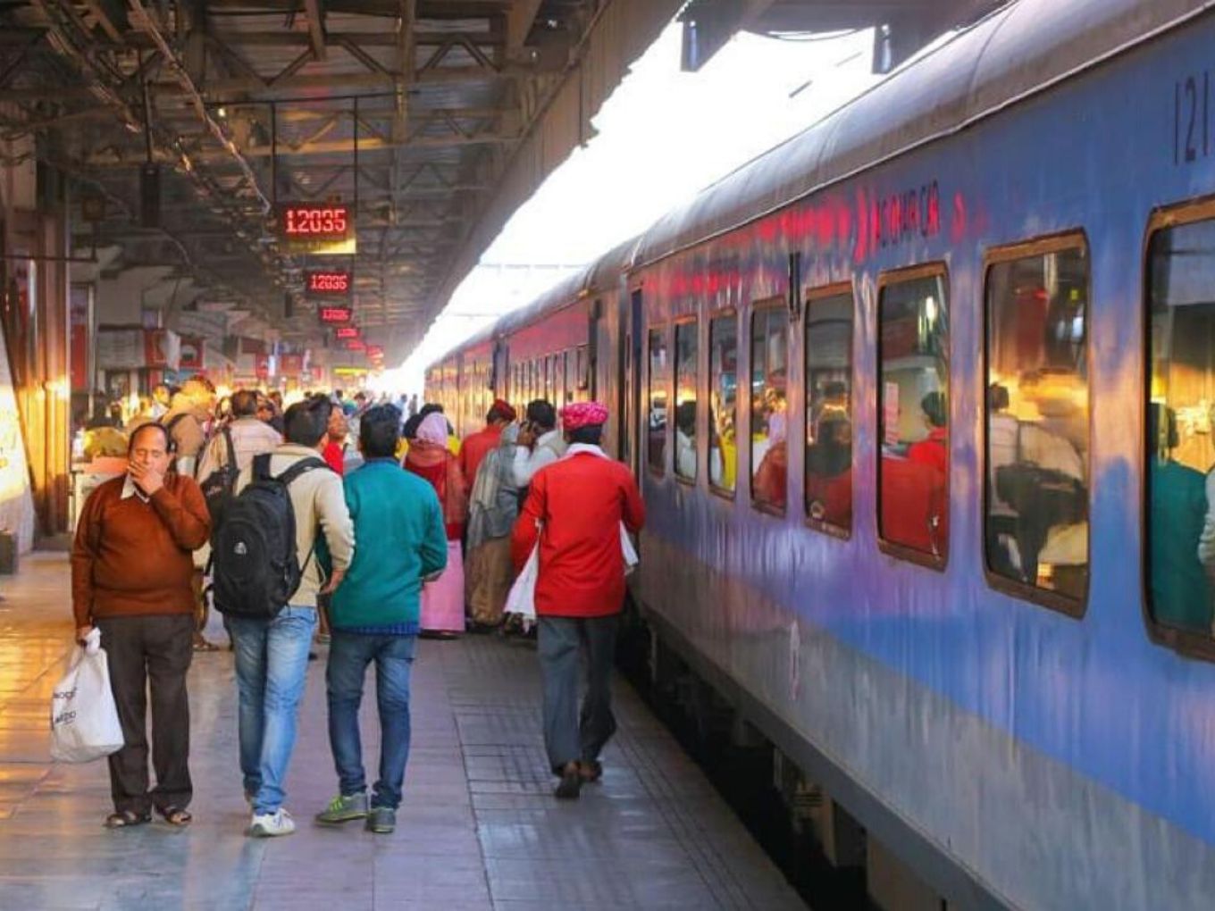 Indian Railways, Jio To Revamp Infrastructure For Steady Network