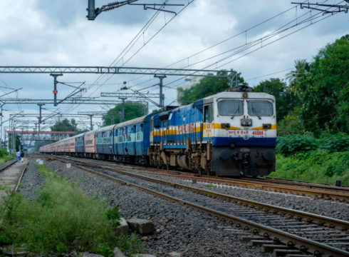 Railways Ties Up With DFID For Electrification To Reduce Carbon Footprint