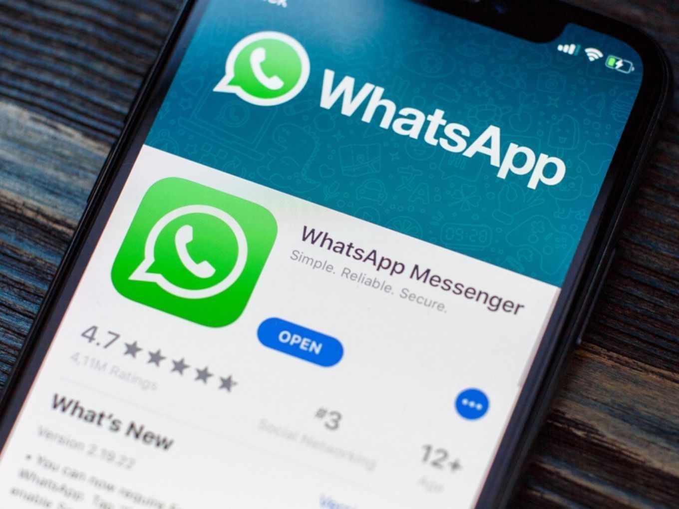 Whatsapp Records 100 Bn Messages On New Year’s Eve