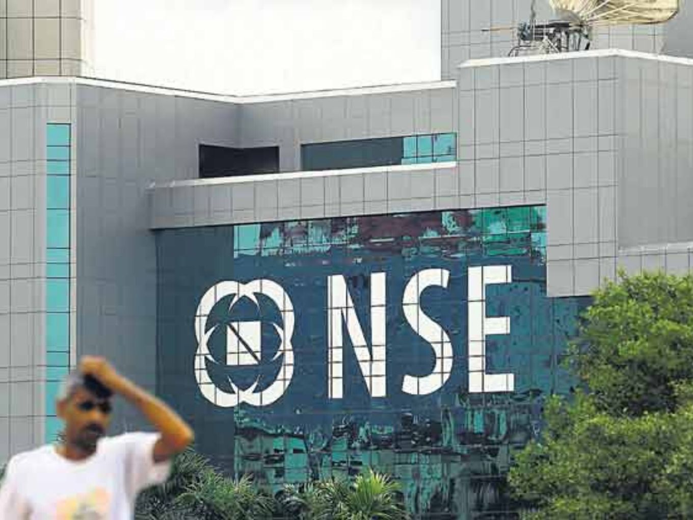 SEBI Sends Show-Cause Notice To NSE Over Corporate Governance