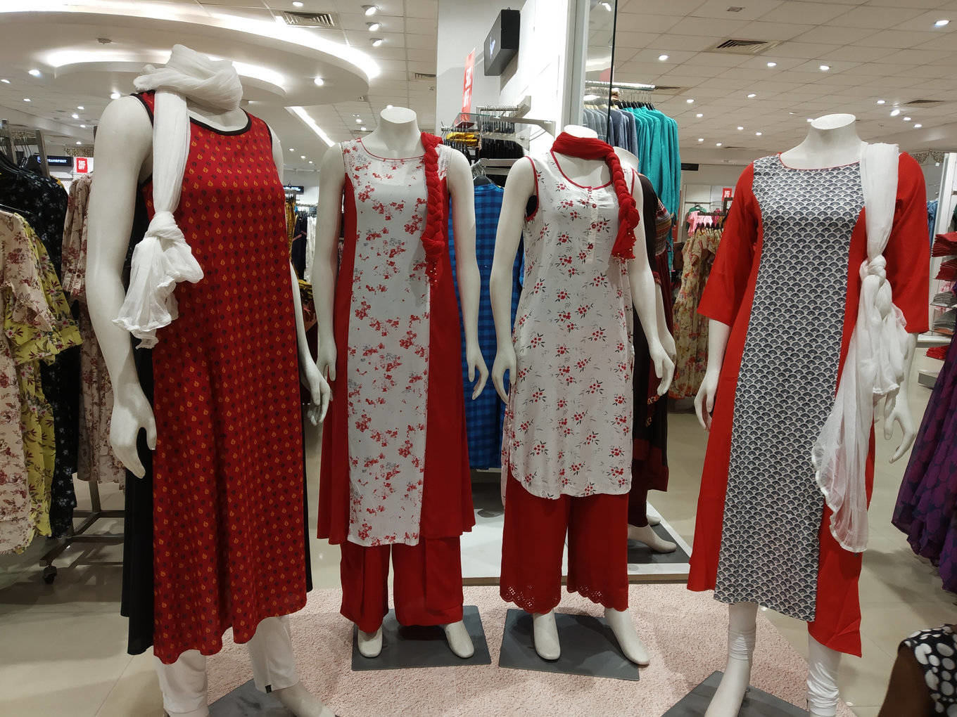 Reliance Retail’s Fashion Business Leverages AI To Expand Footprint