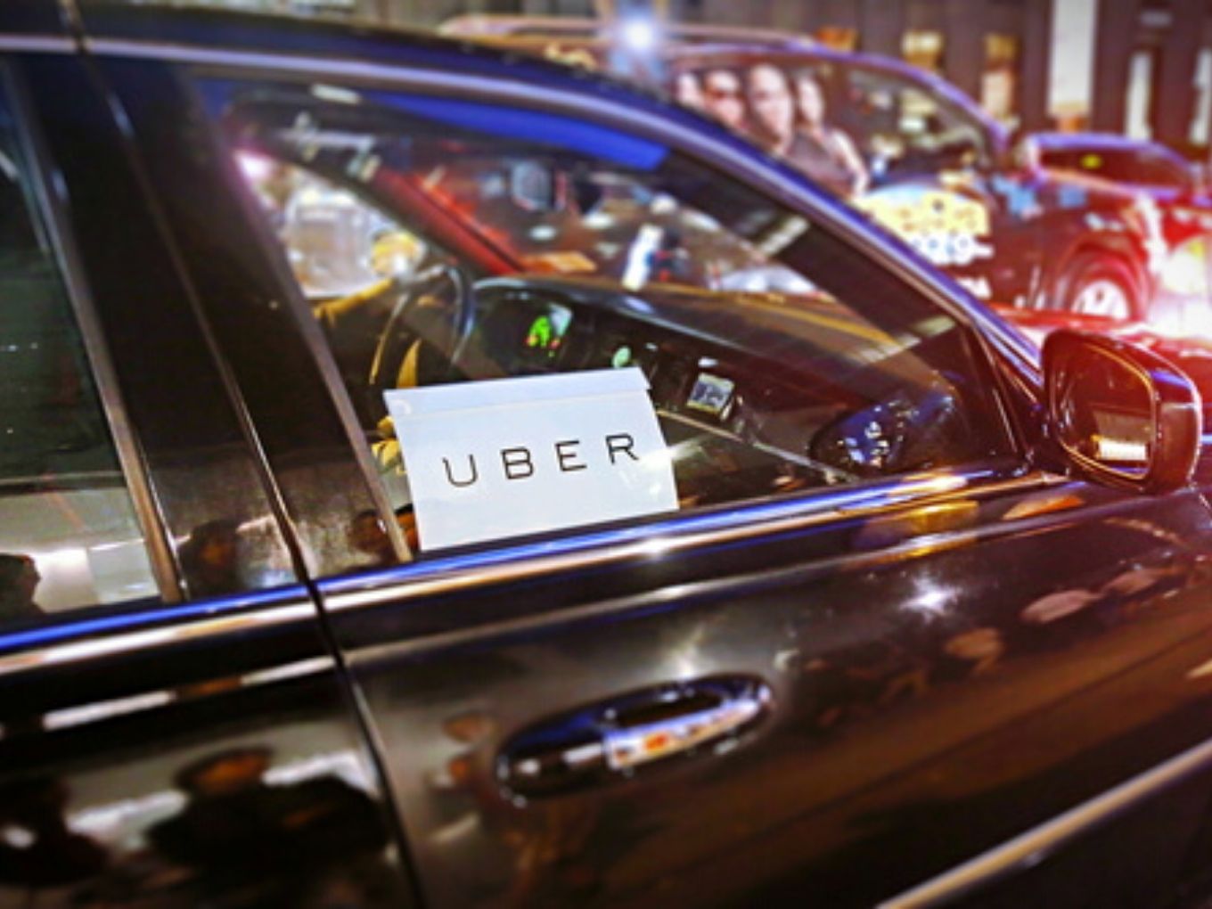 Uber Brings Cab Advertisements To Increase Incomes Of Drivers