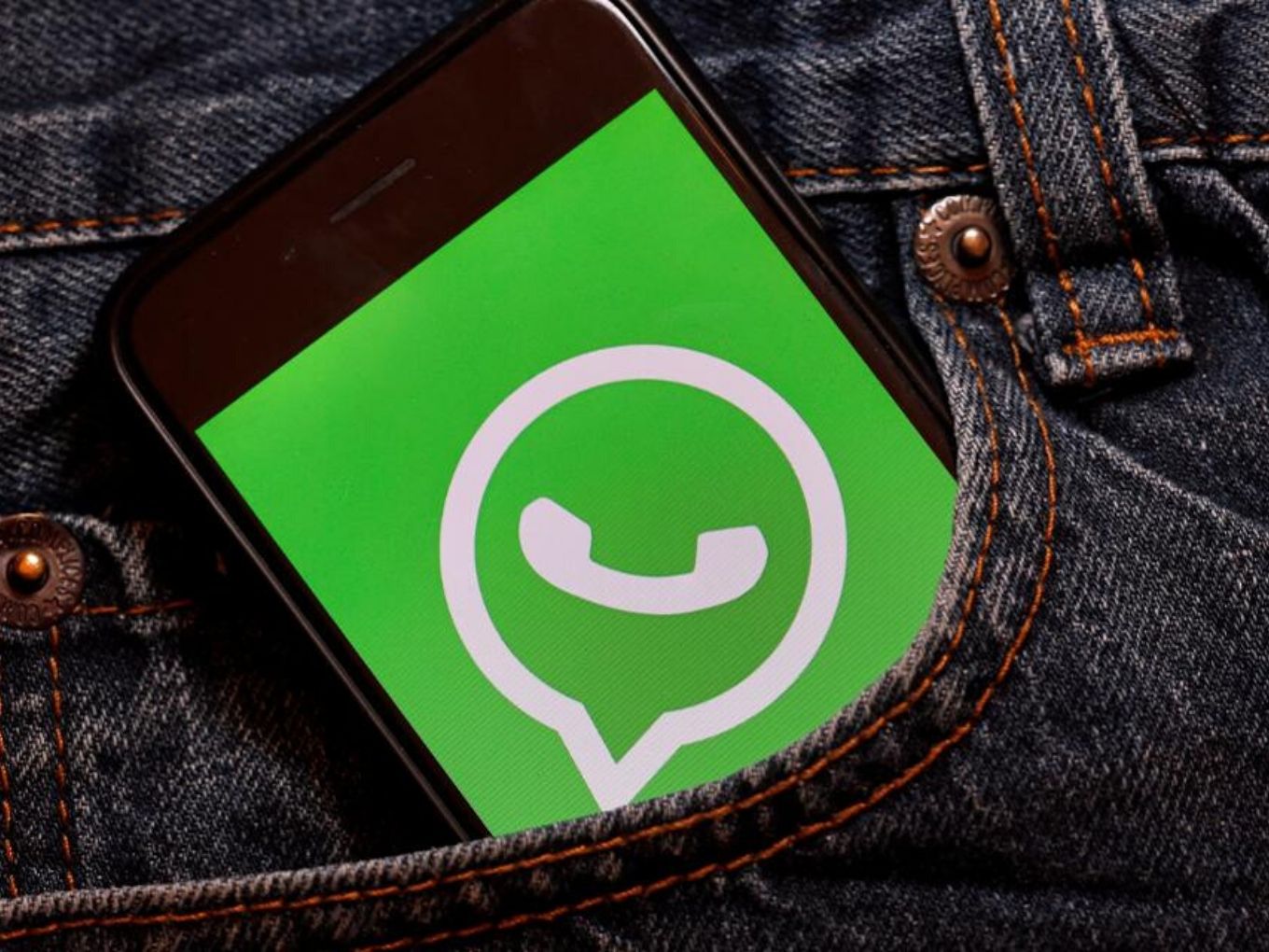 Highly Forwarded' Messages Plummets On WhatsApp