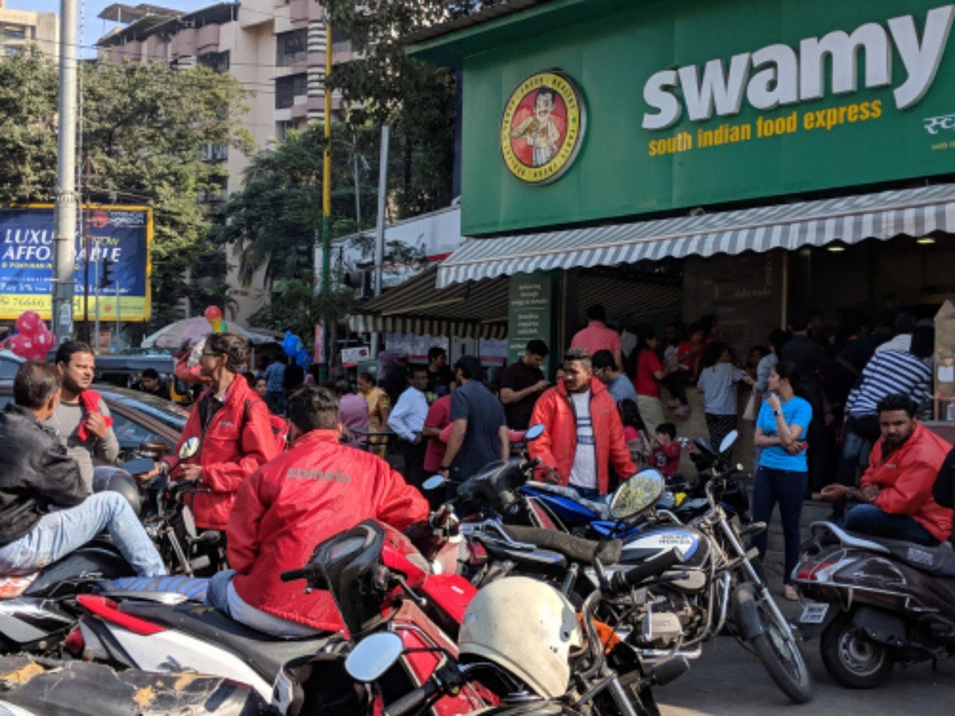 Zomato Shuts Grocery Biz As It Shifts Focus Entirely To Food Delivery
