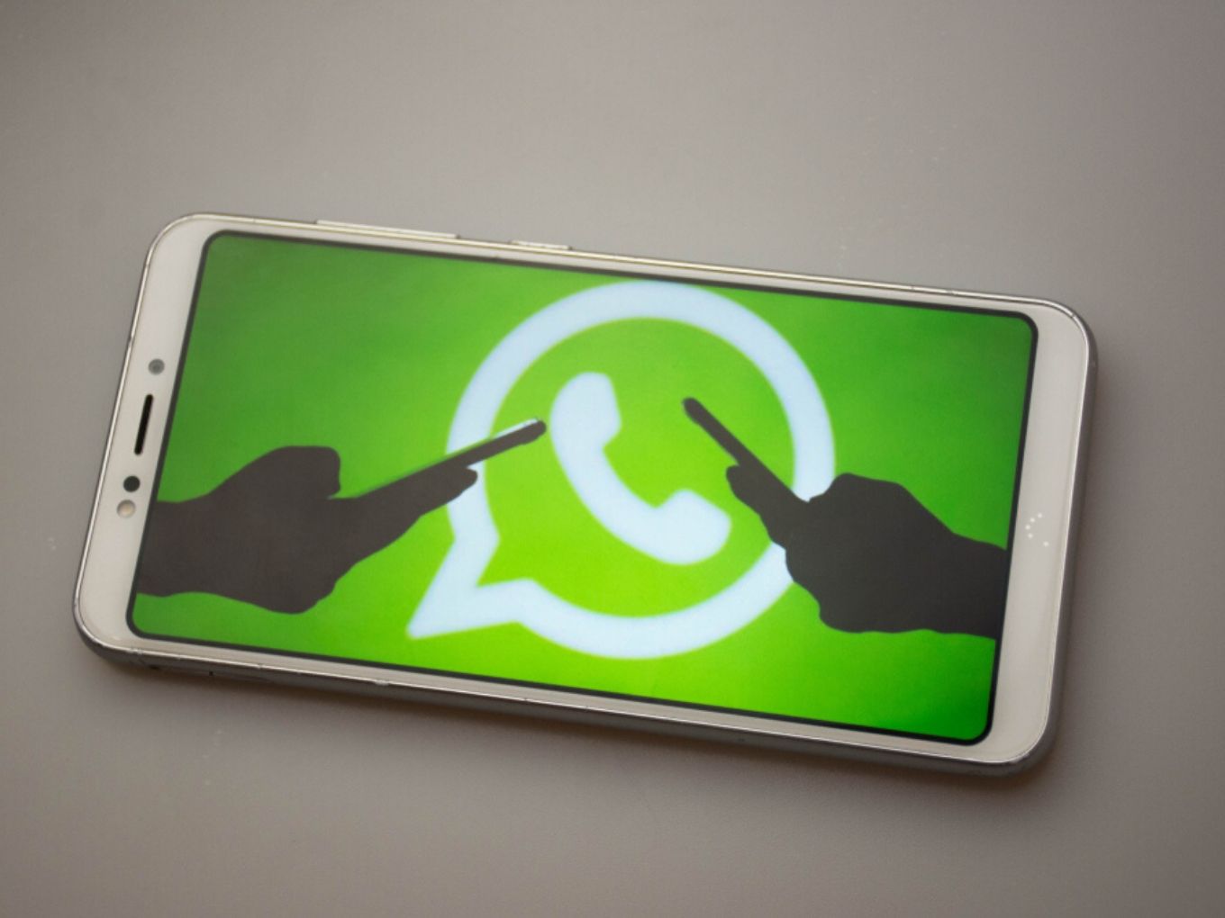Phone Number Of 3 Lakh WhatsApp Users Exposed Due To Encryption Lag