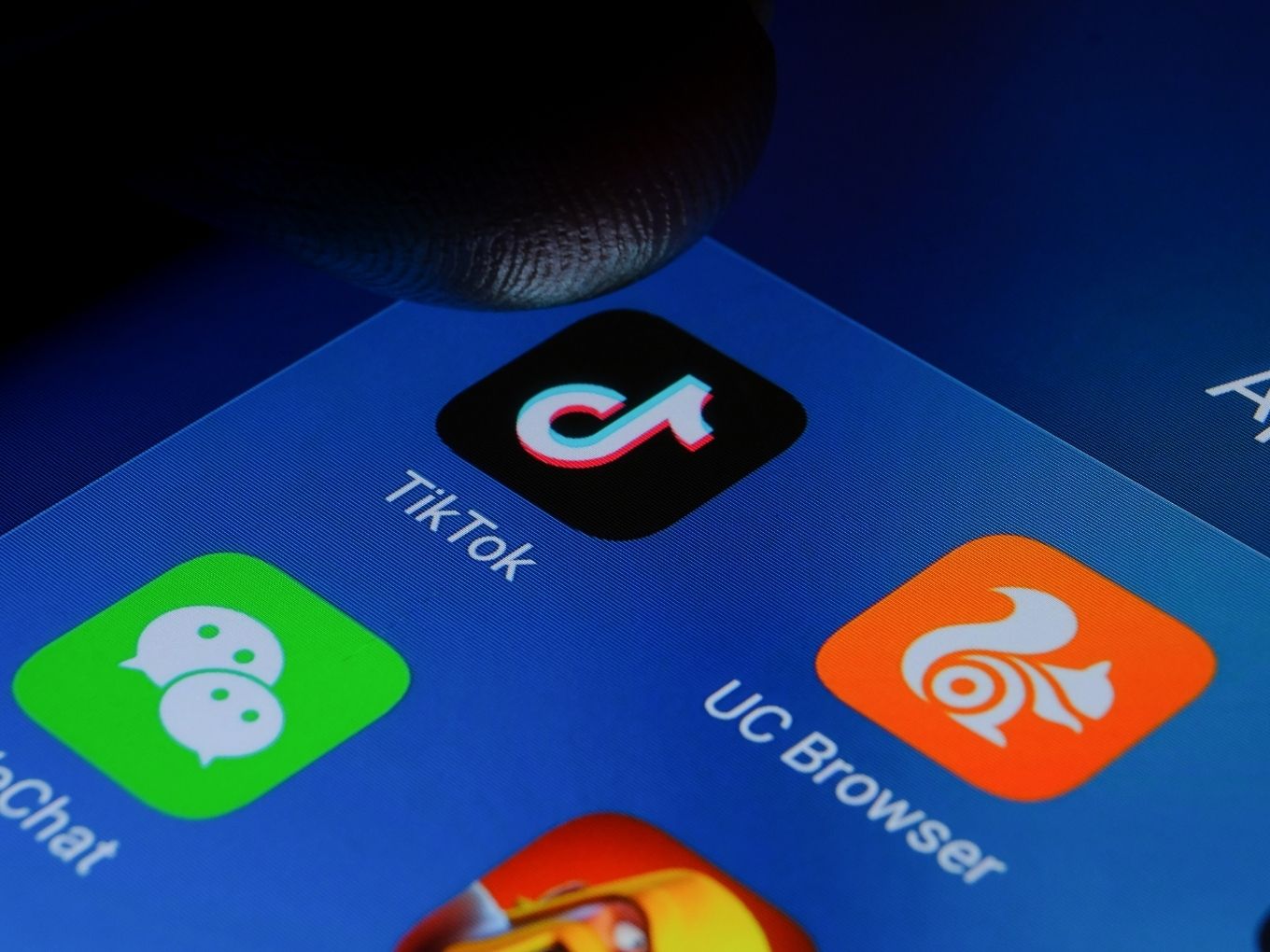 After Rumours Of Fines, Govt Clears Air On Using Banned Chinese Apps