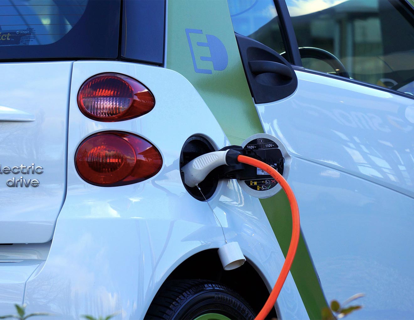 Covid-19 Pandemic Acts As A Catalyst To Accelerate The Adoption Of Electric Vehicles In The Last-Mile Delivery Sector