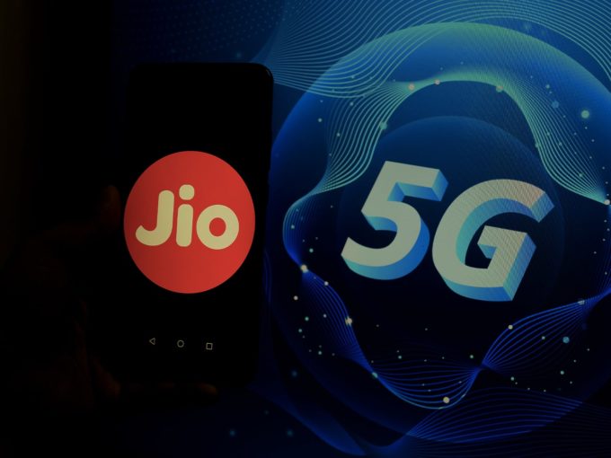 Reliance Jio Teams Up With Qualcomm To Manufacture Critical 5G Components