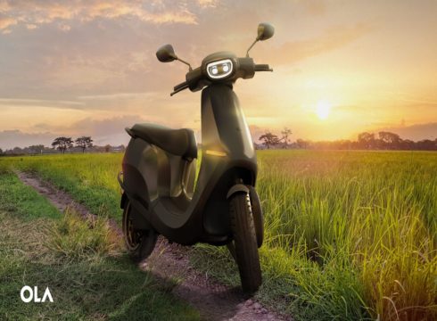 Ola Electric Postpones E-Scooter Sale Due To Website Glitch; Founder Pens Heartfelt Apology Note