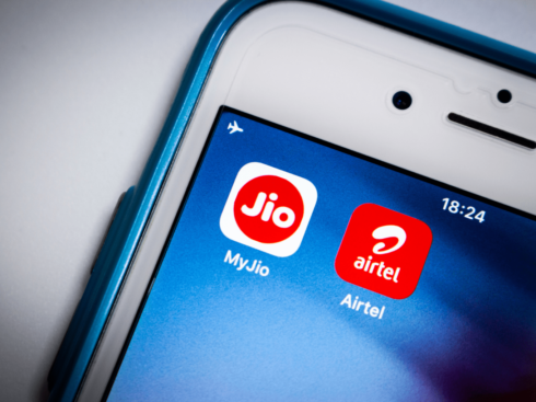 Airtel Plans Co-Branded Smartphones To Retain 2G Users As JioPhone Gets Delayed